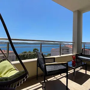https://apartman-marin-trogir.hotels-in-trogir.com
